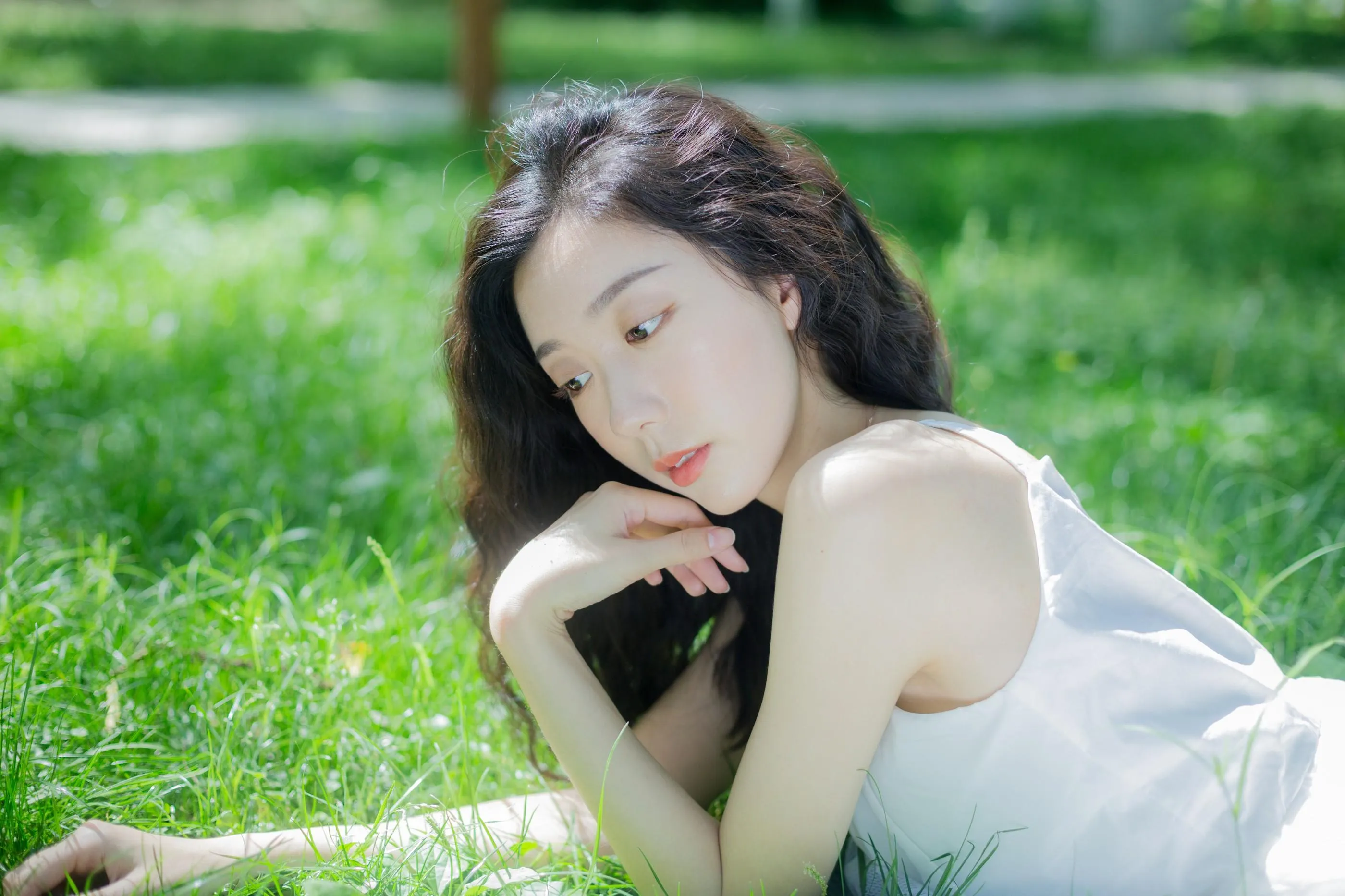 [YITUYU艺图语]2022.07.17 沉沦夏日 饲猫少女- [40P]插图4
